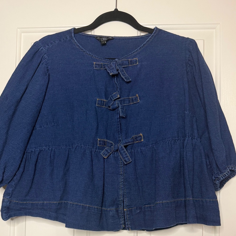 Velvet Heart Los Angeles Blue Denim Bow Front Peplum Puff Sleeve Top Medium
